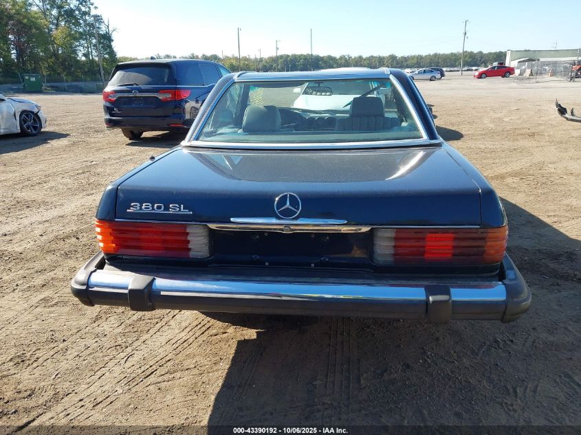 1985 Mercedes-Benz 380 Sl VIN: WDBBA45C0FA017060 Lot: 43390192