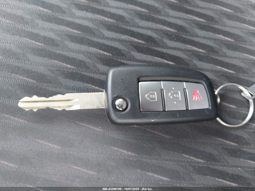 2017 Nissan Rogue S VIN: JN8AT2MV2HW013438 Lot: 43390196