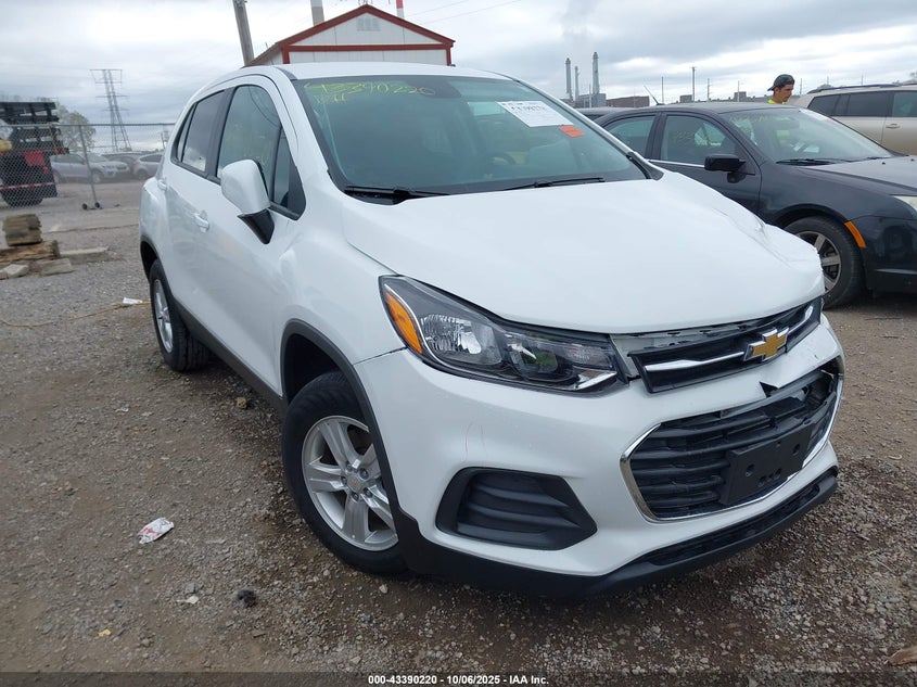CHEVROLET TRAX AWD LS