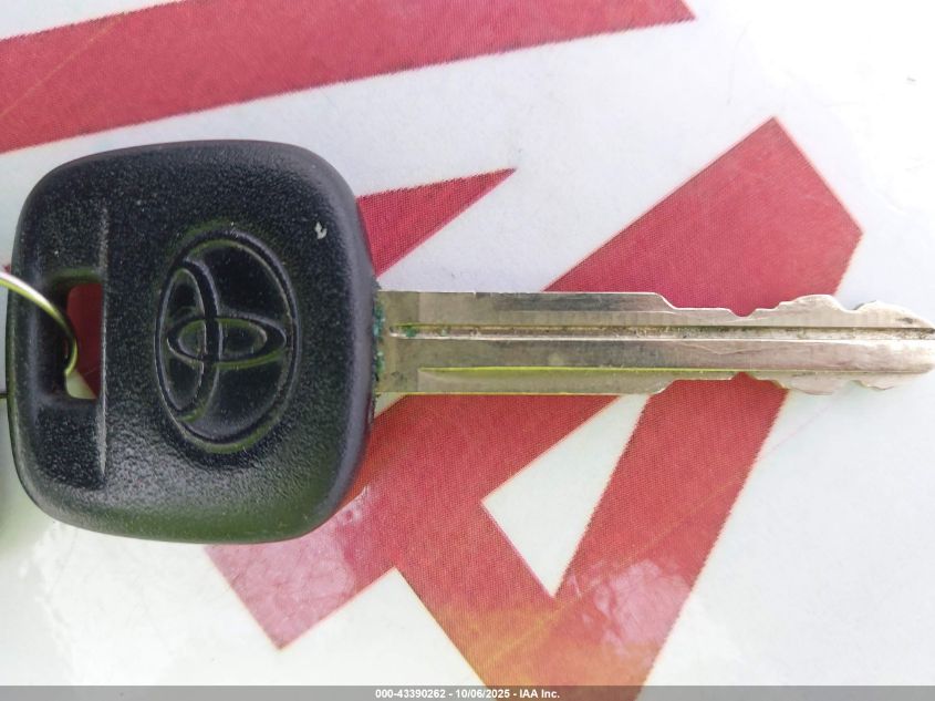 2003 Toyota Matrix Standard VIN: 2T1KR32E93C079798 Lot: 43390262