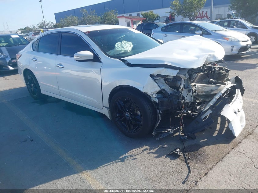 NISSAN ALTIMA 2.5 SV