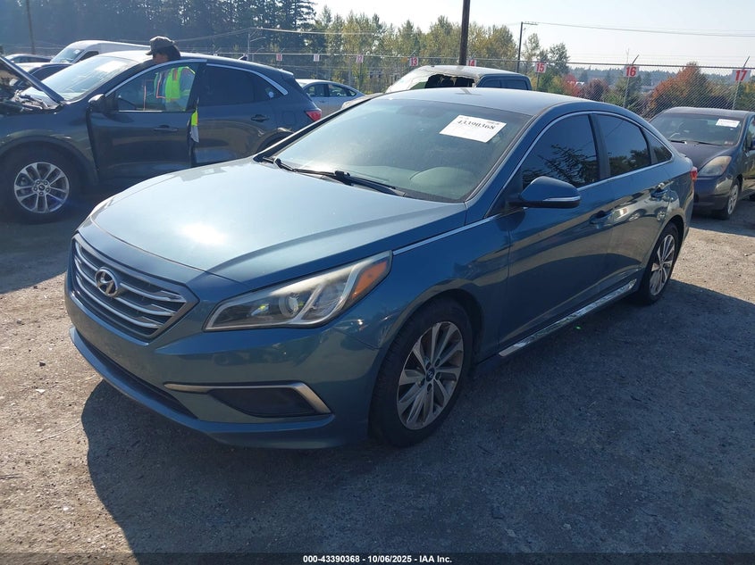 5NPE34AF7FH065432 2015 HYUNDAI SONATA photo no. 2