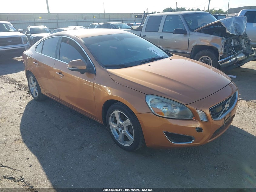 VOLVO S60 T5