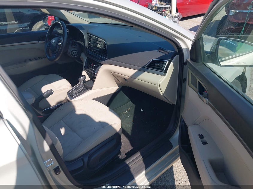 VIN KMHD74LF3HU395490 2017 HYUNDAI ELANTRA SE
