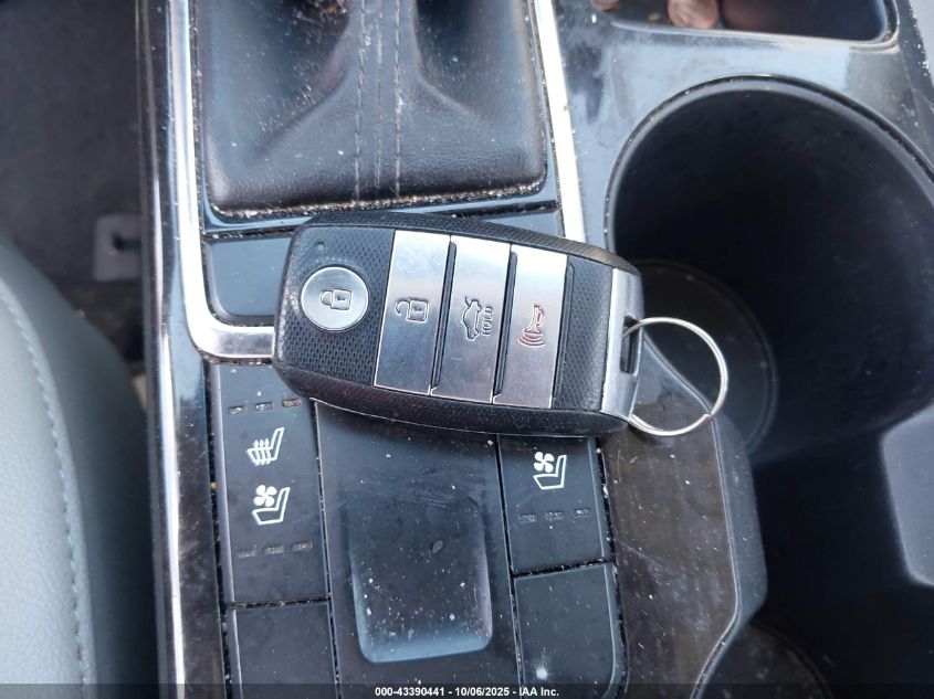 2016 Kia Optima Ex VIN: 5XXGU4L38GG113512 Lot: 43390441