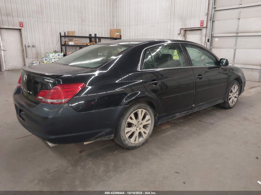4T1BK36BX8U273881 2008 TOYOTA AVALON photo no. 4