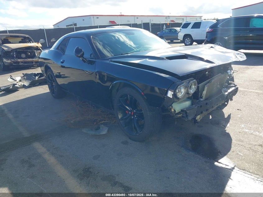 DODGE CHALLENGER SXT PLUS