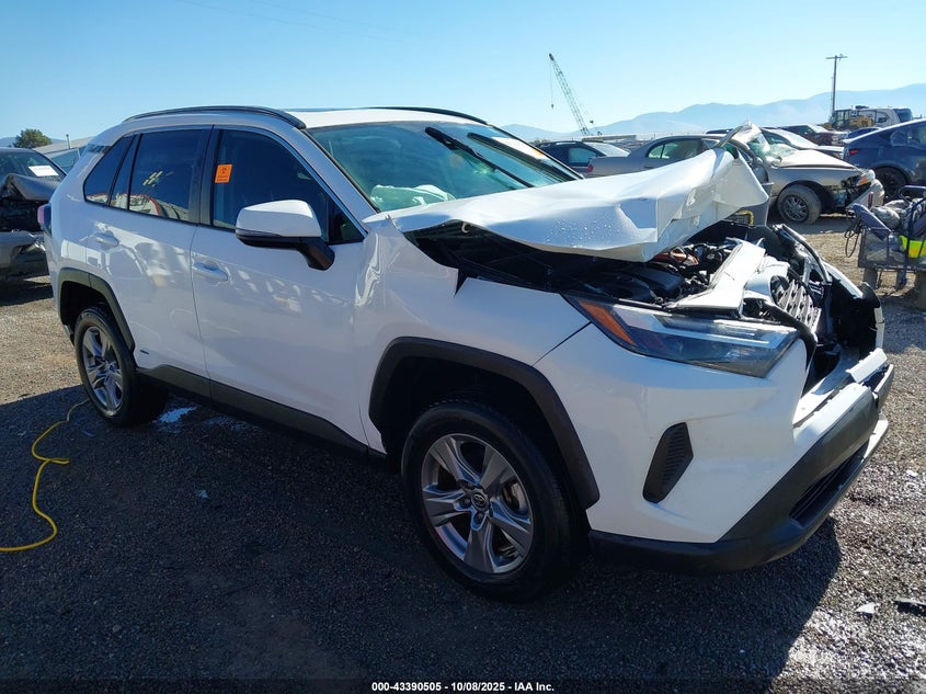 TOYOTA RAV4 HYBRID XLE