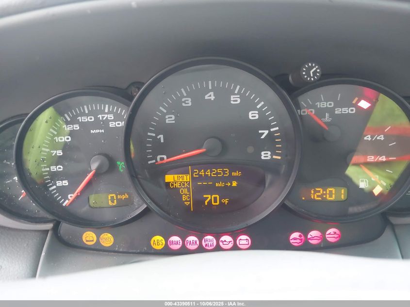 2002 Porsche 911 Carrera/Carrera 4 VIN: WP0CA29912S652270 Lot: 43390511