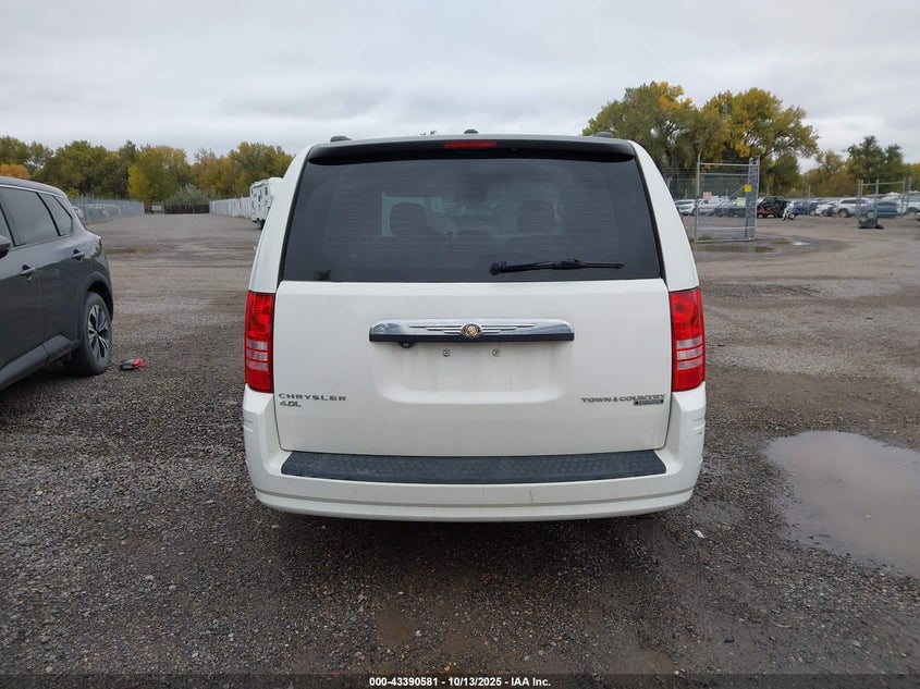 2010 Chrysler Town & Country Touring VIN: 2A4RR5DX0AR351476 Lot: 43390581