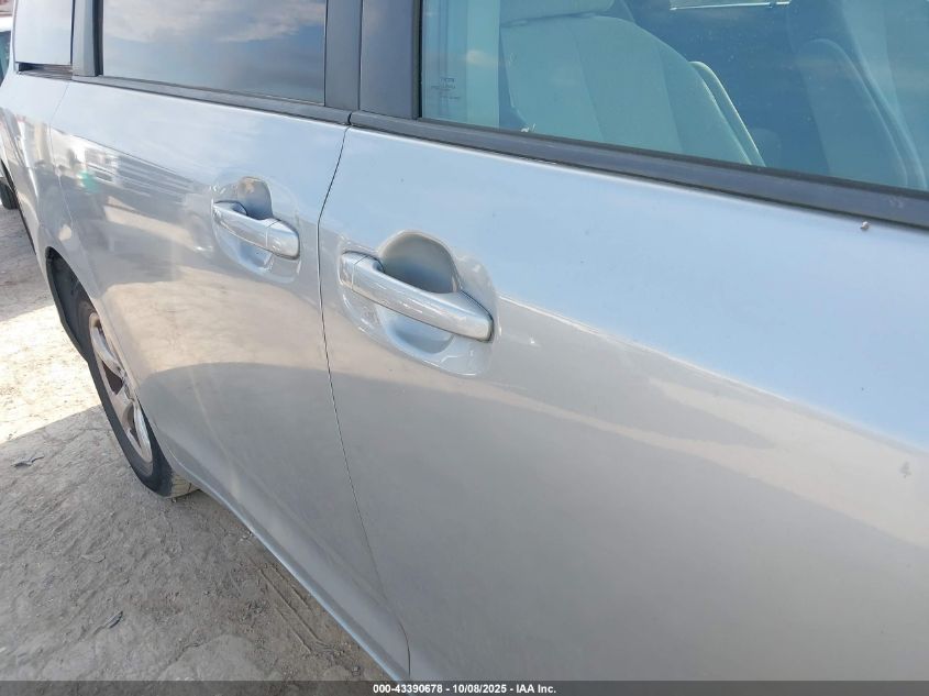 2014 Toyota Sienna Le V6 8 Passenger VIN: 5TDKK3DC8ES460987 Lot: 43390678