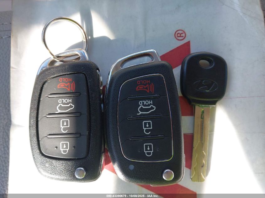 2017 Hyundai Sonata Se VIN: 5NPE24AF2HH450855 Lot: 43390679