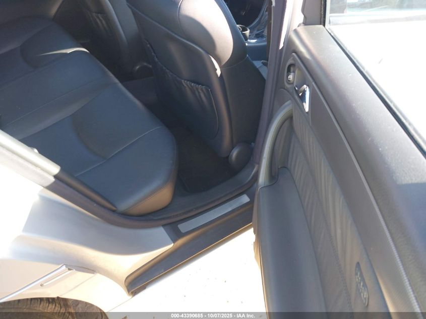 2004 Mercedes-Benz C 320 Sport VIN: WDBRF40J14A581061 Lot: 43390685