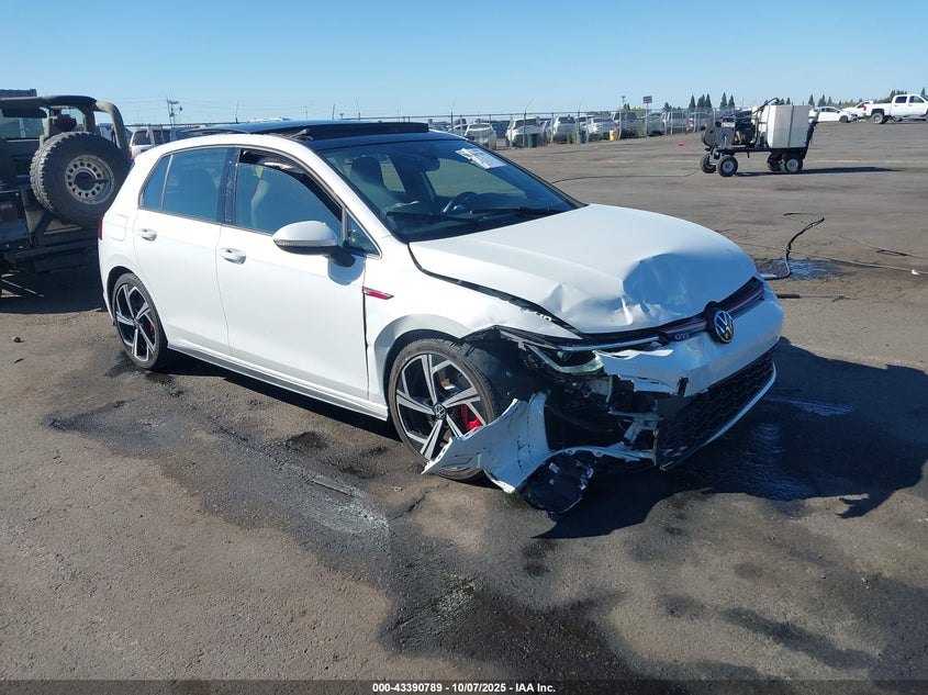 VOLKSWAGEN GOLF GTI 2.0T SE