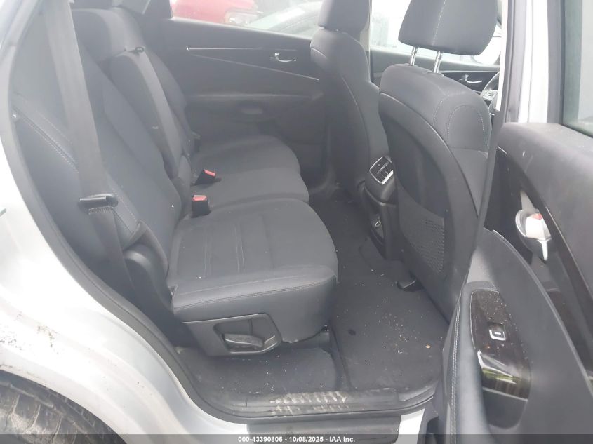 2019 Kia Sorento 2.4L L VIN: 5XYPG4A34KG569263 Lot: 43390806
