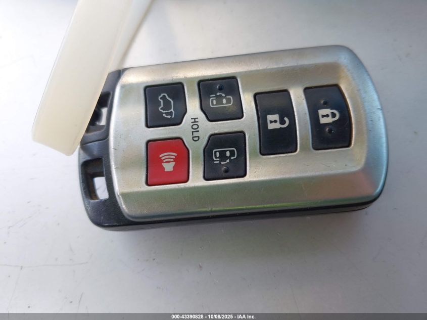 2013 Toyota Sienna Xle V6 8 Passenger VIN: 5TDYK3DC9DS401326 Lot: 43390828