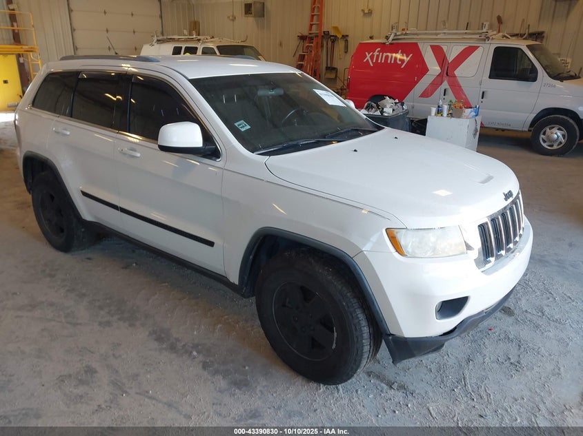 JEEP GRAND CHEROKEE LAREDO