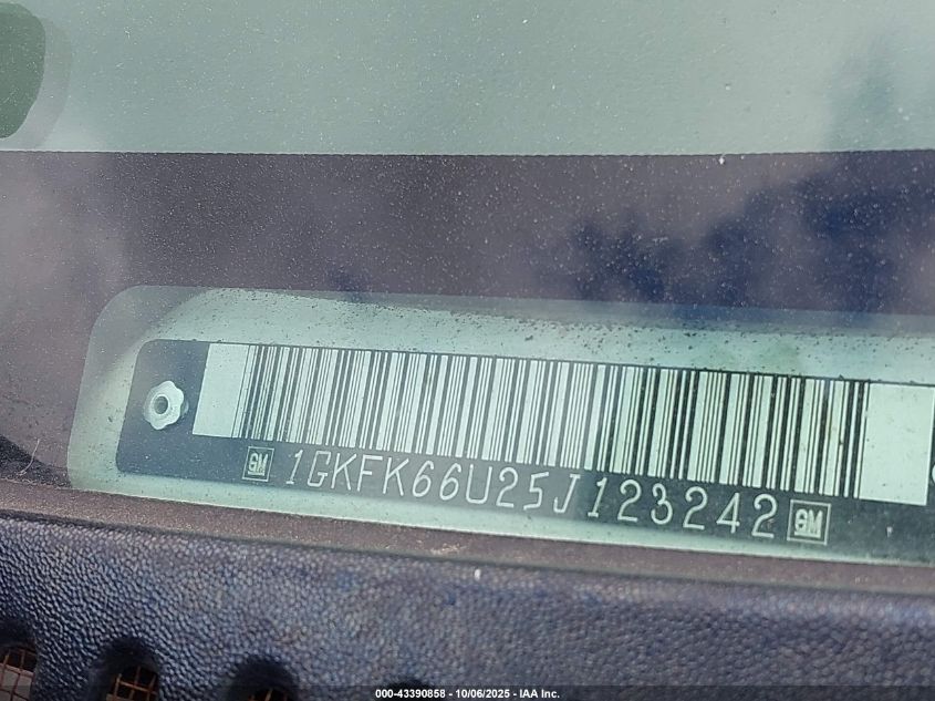 2005 GMC Yukon Xl 1500 Denali VIN: 1GKFK66U25J123242 Lot: 43390858