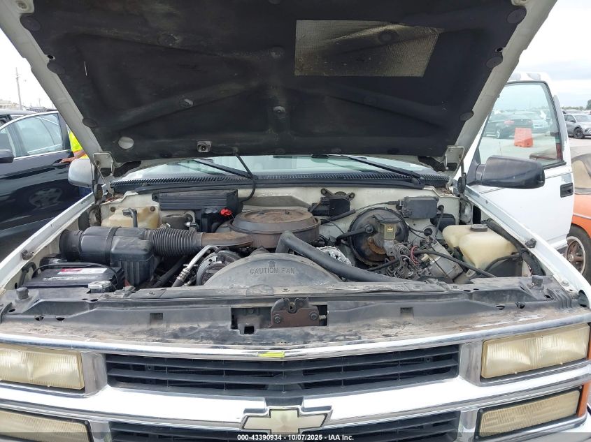 1994 Chevrolet Suburban K1500 VIN: 1GNFK16K2RJ314685 Lot: 43390934