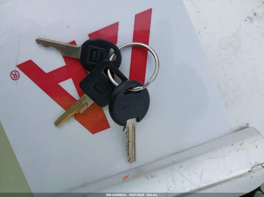 1994 Chevrolet Suburban K1500 VIN: 1GNFK16K2RJ314685 Lot: 43390934