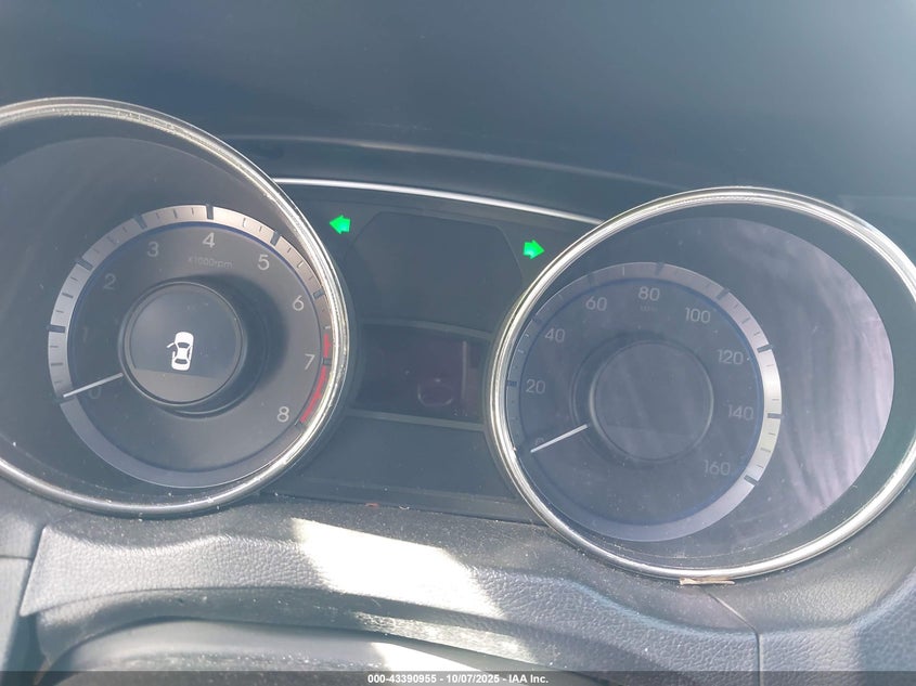 2011 Hyundai Sonata Limited VIN: 5NPEC4AC0BH221200 Lot: 43390955