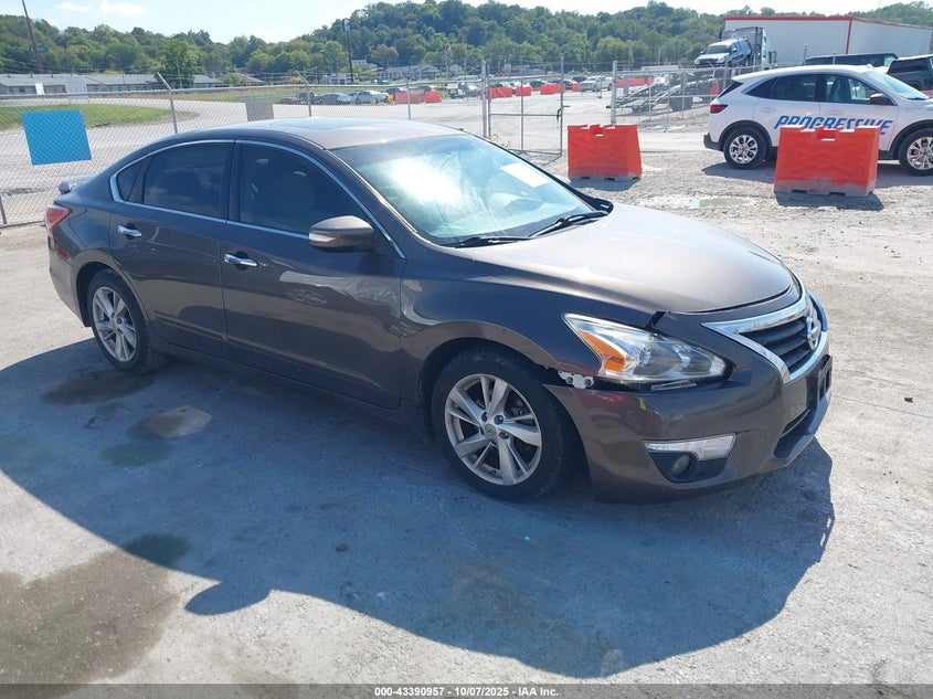 NISSAN ALTIMA 2.5 SV