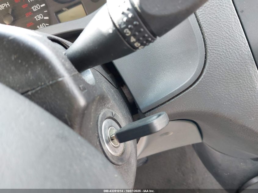 2005 Ford Focus Zx4 VIN: 1FAFP34N25W313316 Lot: 43391014