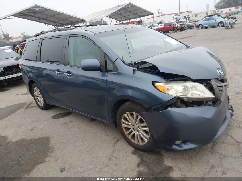 TOYOTA SIENNA XLE V6 8 PASSENGER