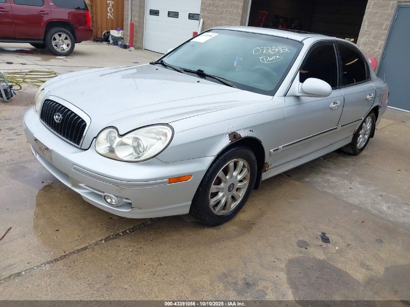 KMHWF35HX4A072392 2004 HYUNDAI SONATA photo no. 2