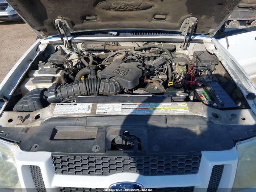 2001 Ford Explorer Sport Trac VIN: 1FMZU67E81UB84819 Lot: 43391222