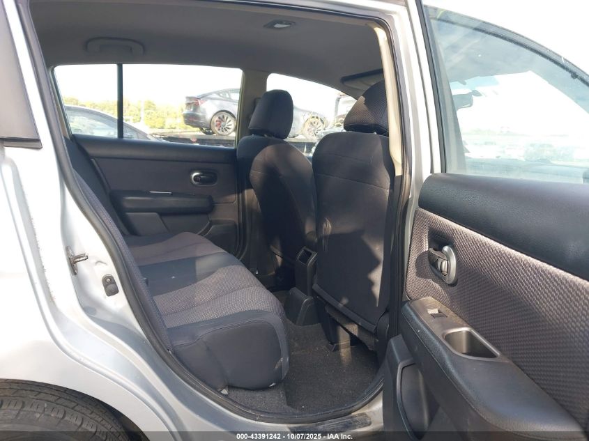 2007 Nissan Versa 1.8Sl VIN: 3N1BC13E87L389693 Lot: 43391242