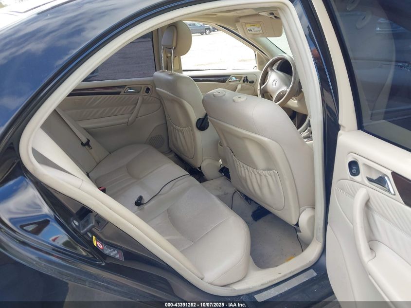 2005 Mercedes-Benz C 240 Luxury VIN: WDBRF61J85A787120 Lot: 43391262