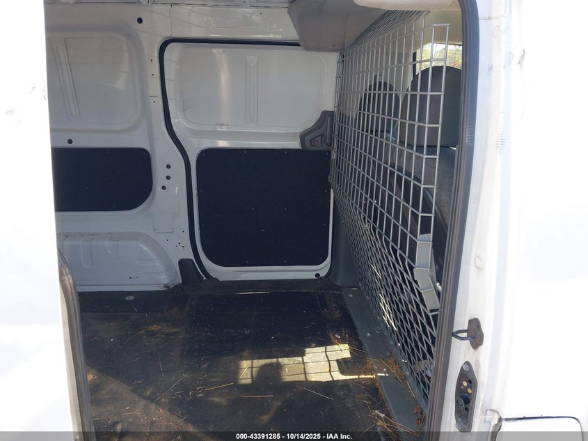 3N6CM0KNXJK696030 2018 NISSAN NV200 photo no. 8
