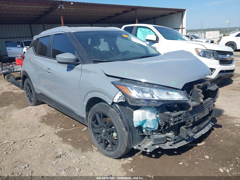 NISSAN KICKS SV XTRONIC CVT