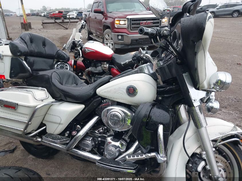 2003 Harley-Davidson Flhtcui Shrine VIN: 1HD1FLW113Y602947 Lot: 43391371