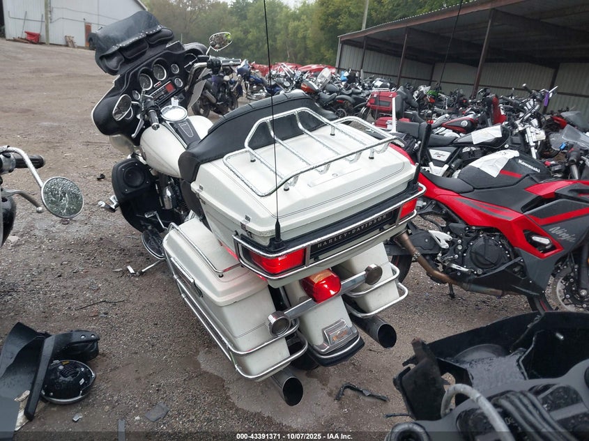 1HD1FLW113Y602947 2003 HARLEY-DAVIDSON ELECTRA GLIDE photo no. 3