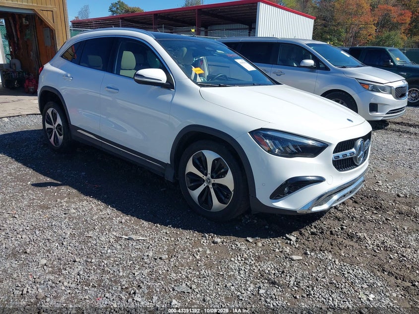 MERCEDES-BENZ GLA-CLASS 4MATIC