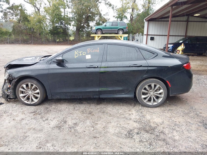 2015 Chrysler 200 S VIN: 1C3CCCBB2FN614939 Lot: 43391412