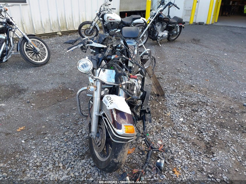 2007 HARLEY-DAVIDSON FLHTCUI 1HD1FC4137Y602747