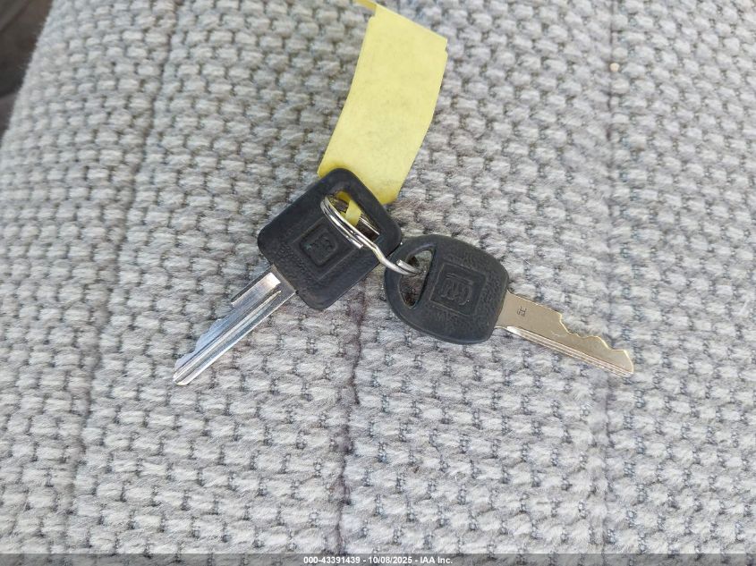 1994 Chevrolet Astro VIN: 1GNDM19W5RB209701 Lot: 43391439