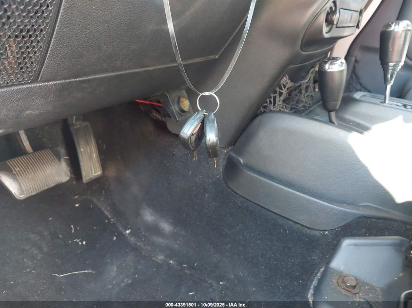 2011 Jeep Wrangler Unlimited Sahara VIN: 1J4HA5H1XBL632753 Lot: 43391501