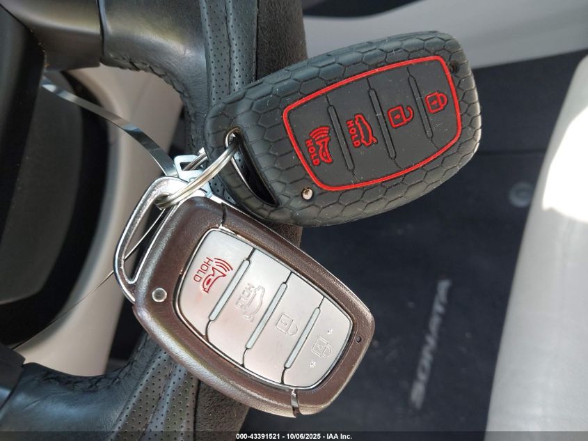 2016 Hyundai Sonata Sport VIN: 5NPE34AF7GH426000 Lot: 43391521