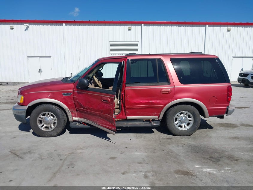 1999 Ford Expedition Eddie Bauer/Xlt VIN: 1FMRU17L4XLC52470 Lot: 43391527