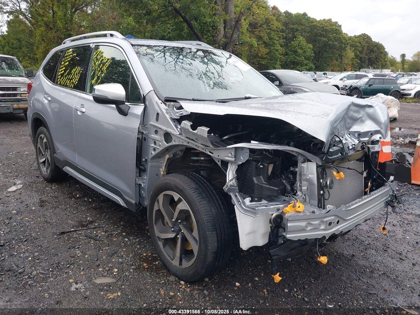 2023 Subaru Forester 2.5 Touring Silver Lot 111043391566 Vin JF2SKARC3PH512404