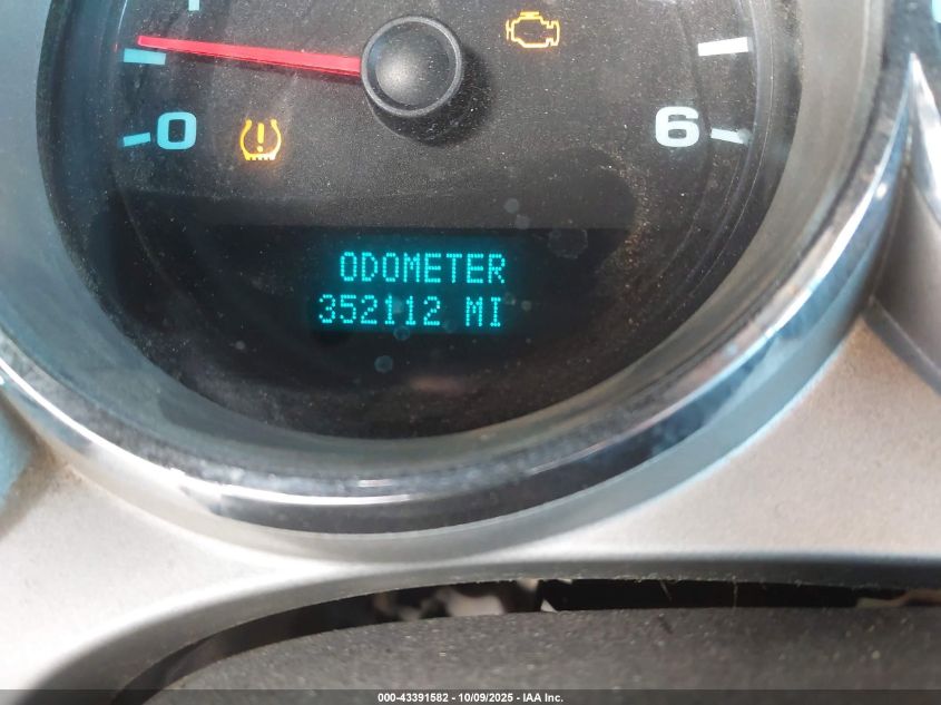 2008 Chevrolet Silverado 2500Hd Work Truck VIN: 1GCHC29K78E166198 Lot: 43391582