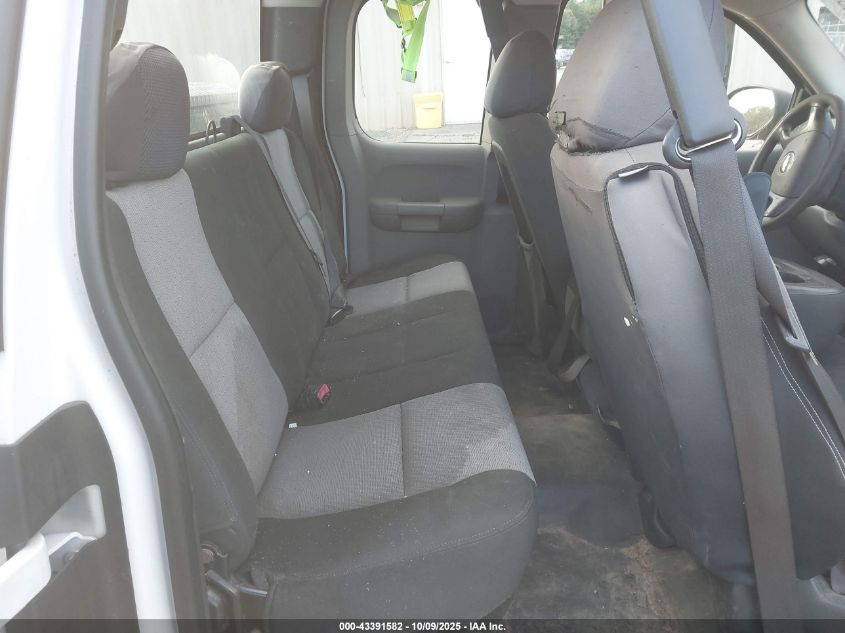 2008 Chevrolet Silverado 2500Hd Work Truck VIN: 1GCHC29K78E166198 Lot: 43391582