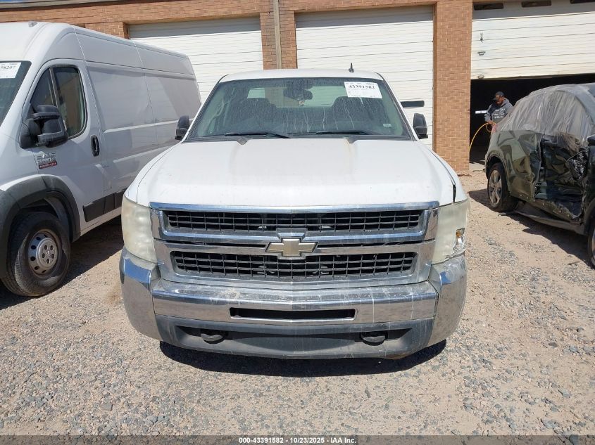 2008 Chevrolet Silverado 2500Hd Work Truck VIN: 1GCHC29K78E166198 Lot: 43391582