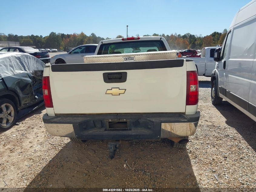 2008 Chevrolet Silverado 2500Hd Work Truck VIN: 1GCHC29K78E166198 Lot: 43391582