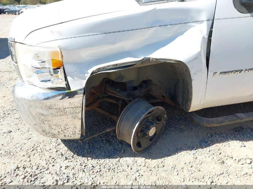 2008 Chevrolet Silverado 2500Hd Work Truck VIN: 1GCHC29K78E166198 Lot: 43391582