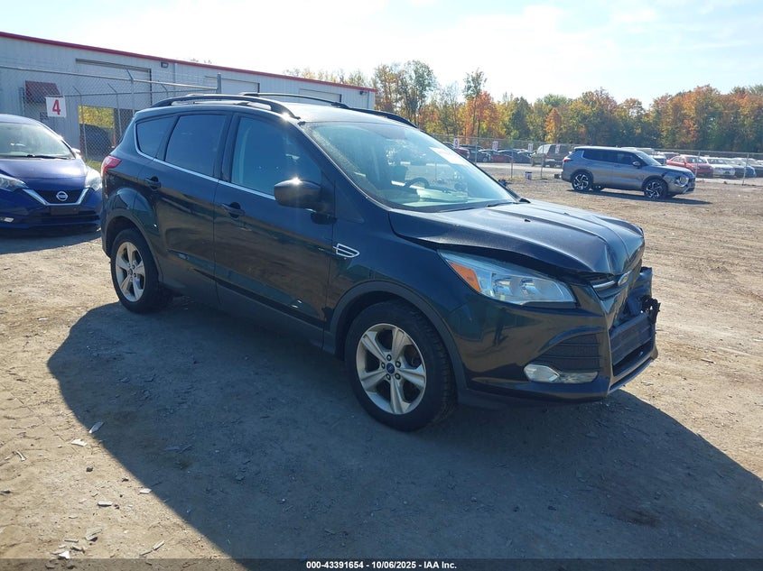 FORD ESCAPE SE